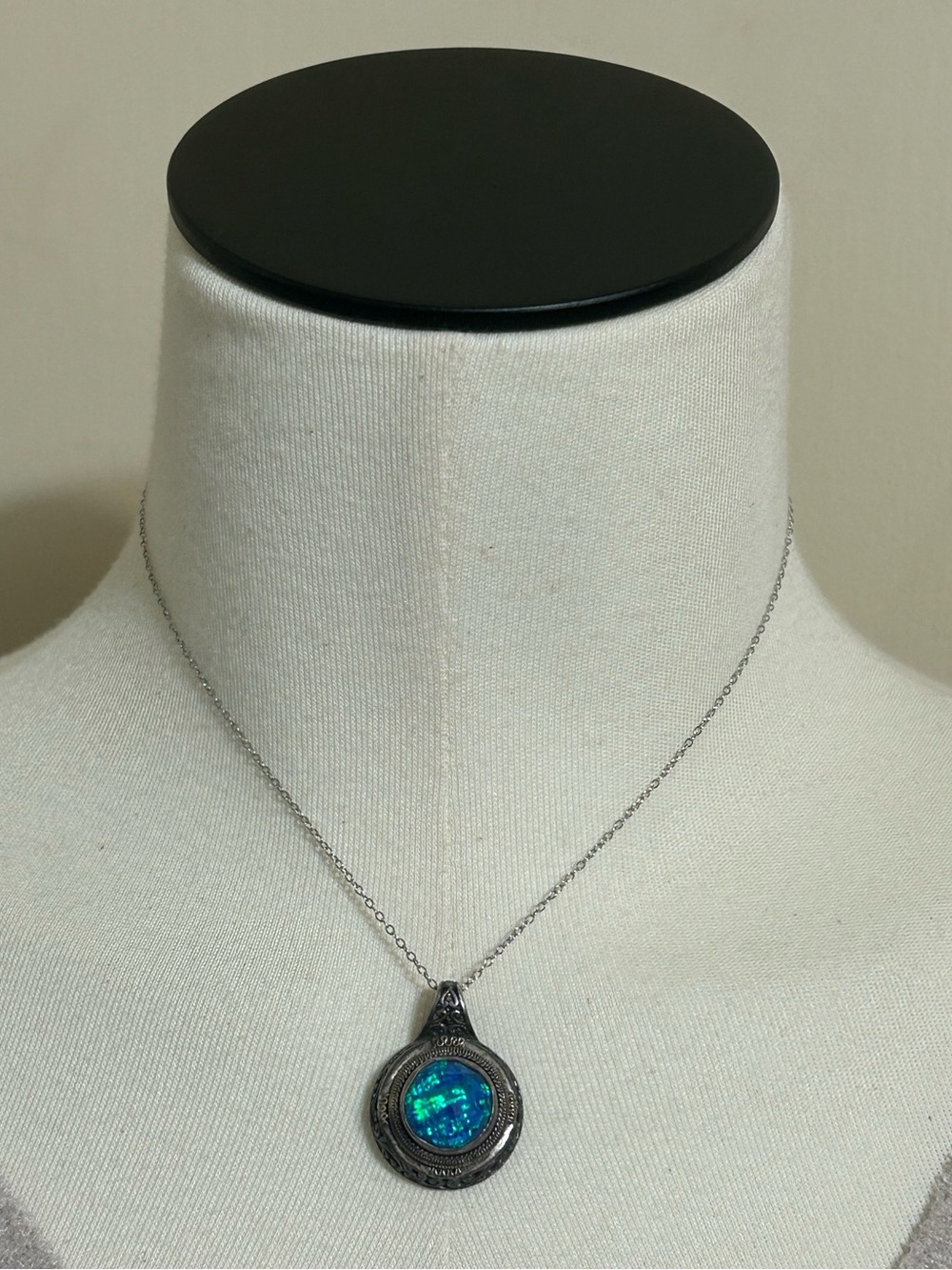 SARDA STERLING SILVER 925 PENDANT WITH CHAIN